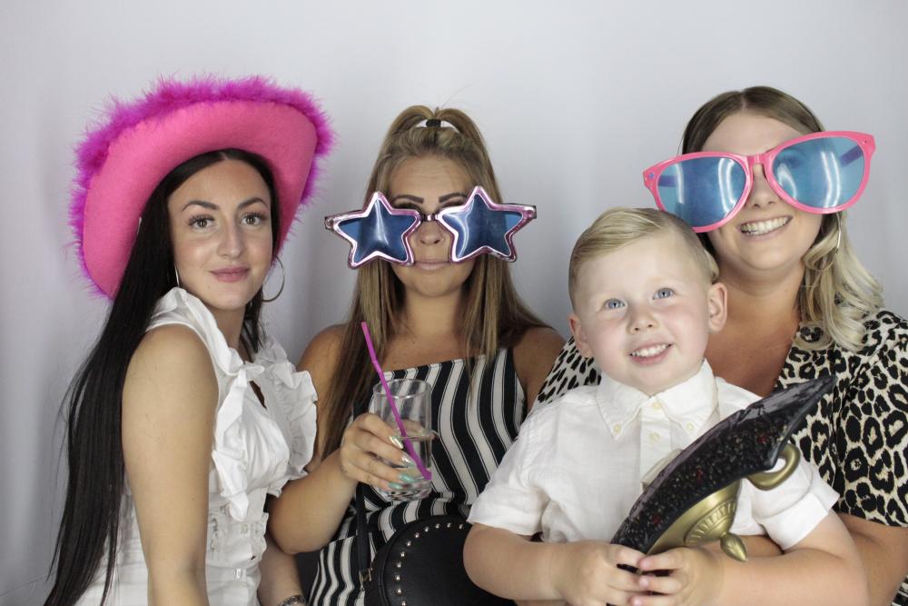 Lisa's 50th Birthday  | View more photos from the event at gallery.myphotoboothexperience.co.uk/u/MyPhotoBoothExperienceLtd/Lisas-50th-Birthday